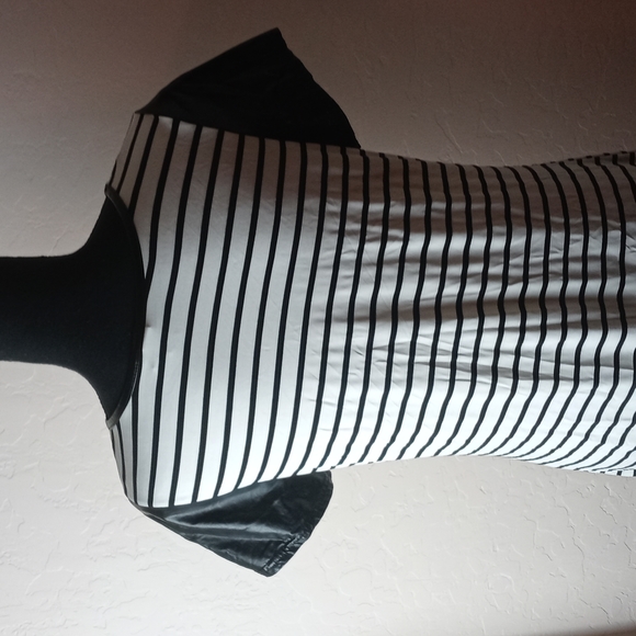 Windsor Jersey Tunic - Picture 4 of 7